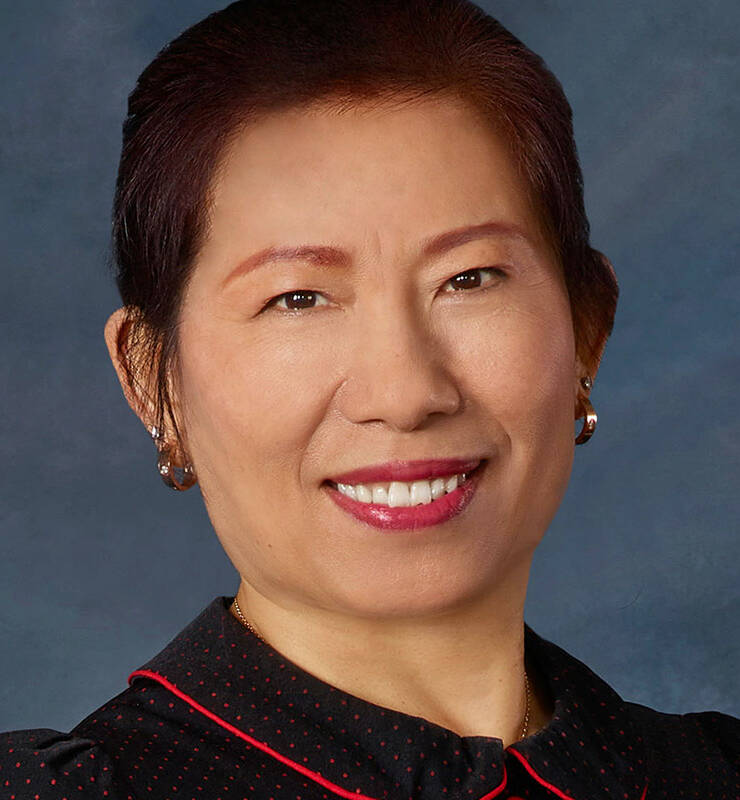 Xiaolan Chen, Owner of CL Therapeutic Massage